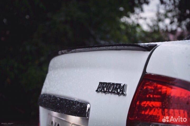 Лип спойлер в цвет Приора седан, хэтчбек, ваз 2110