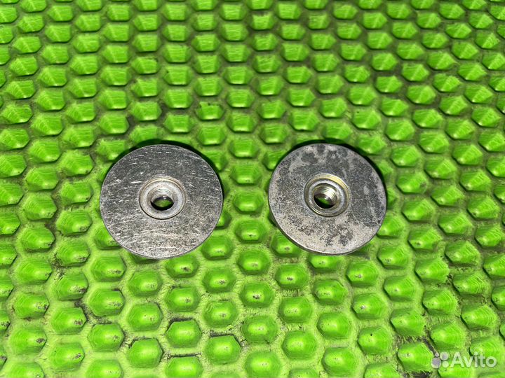 Крепеж переднего бампера Mercedes S-Class W140