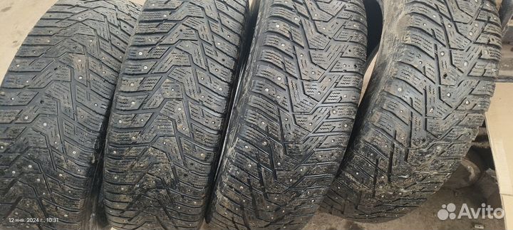 Hankook Winter I'Pike RS2 W429 215/65 R16