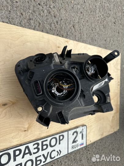 Фара левая Renault Duster