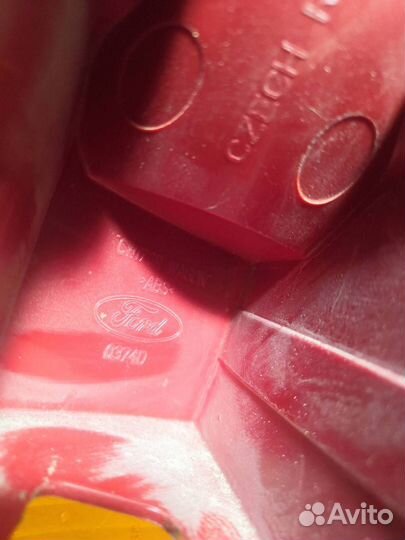 Фонарь задний правый Форд Фокус 1