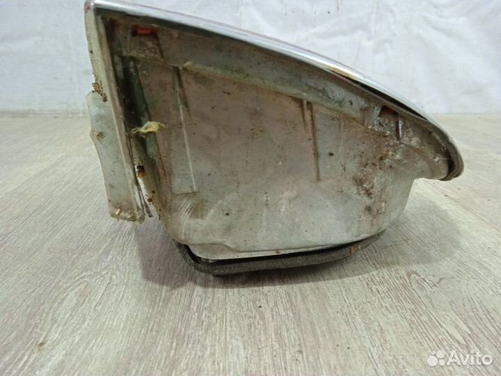 Фонарь задний задний левый Mitsubishi Galant 7