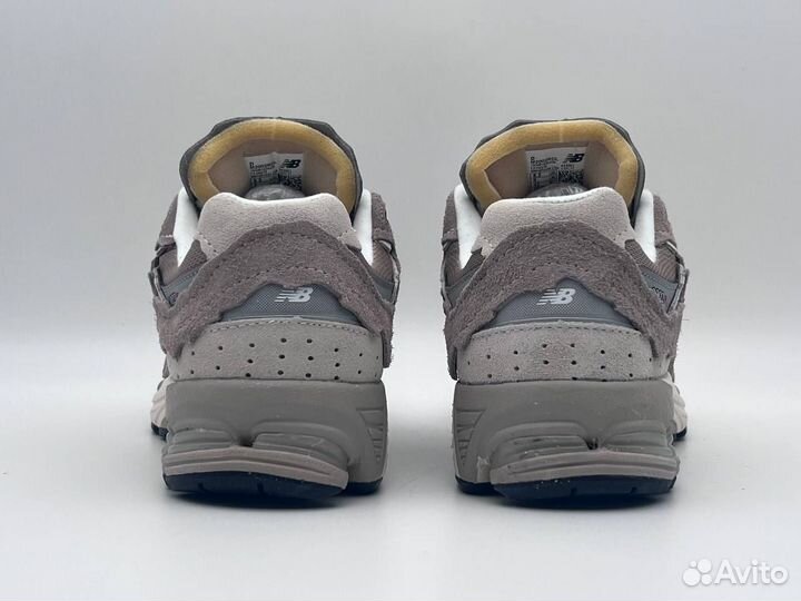 Кроссовки мужские New Balance 2002r