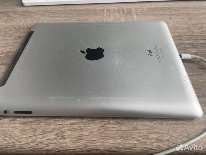 iPad 4 cellular 16gb retina