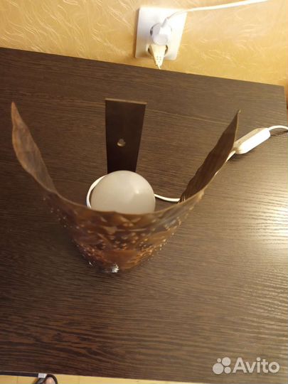 Медный настенный светильник