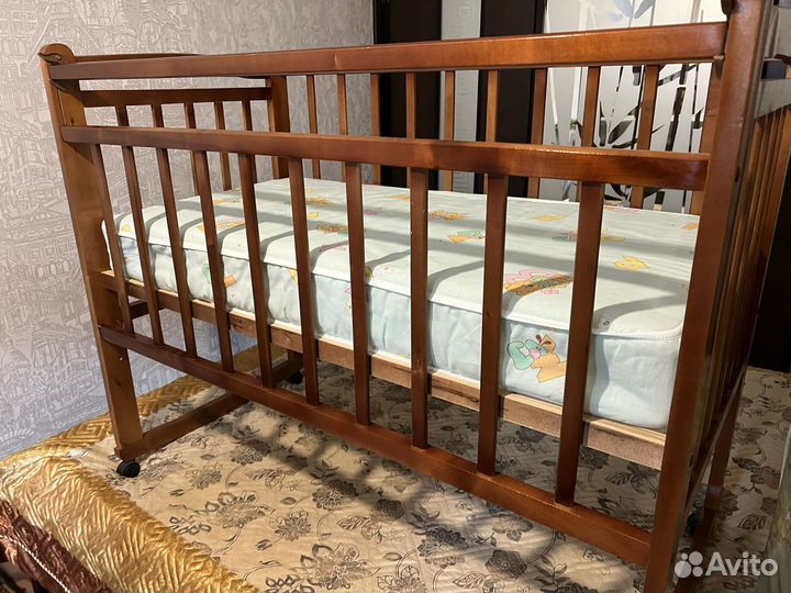 Кровать детская