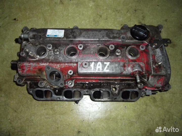 Головка блока цилиндров Toyota Avensis