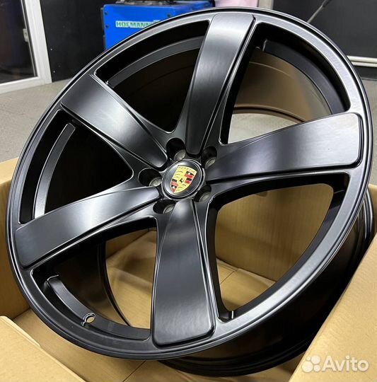 Диски на Porsche Macan Порше Макан R21