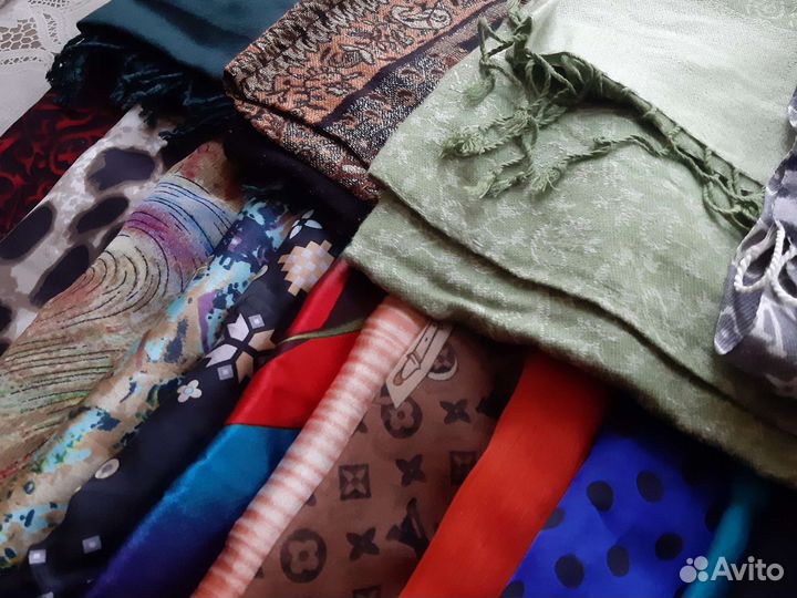 Шарфы и палантины платки