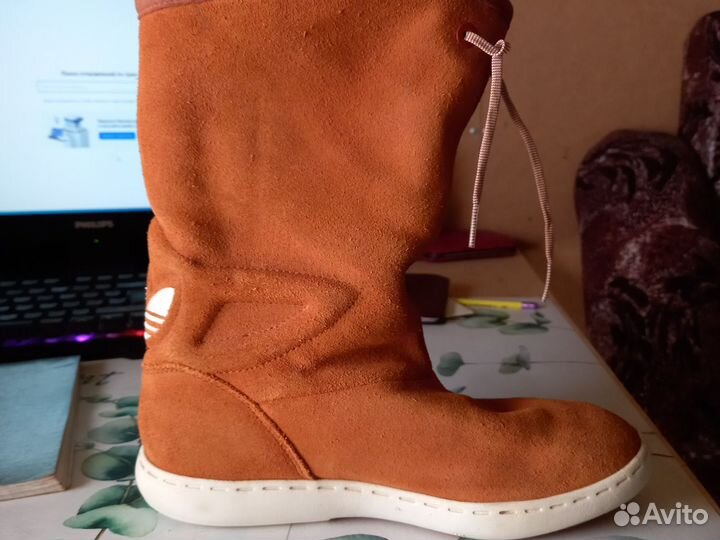 Кроссовки женские 37 размер