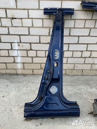 Стойка кузова центральная Hyundai Sonata EF