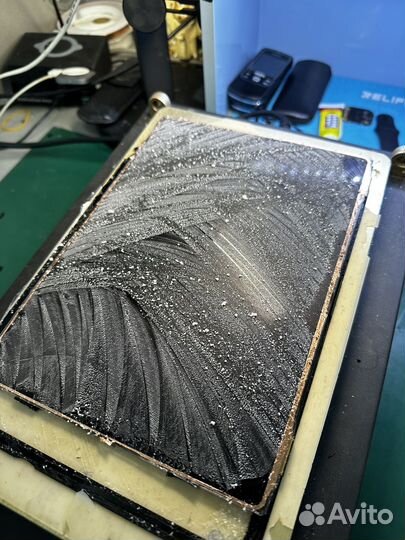 Замена стекла на iPad/iPhone/Watch