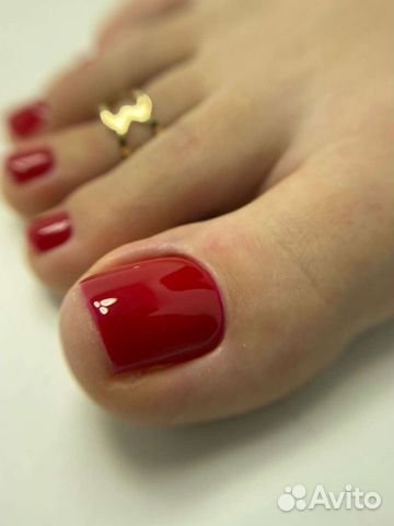 Маникюр и педикюр