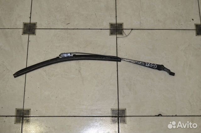 Поводок дворника правый Renault Logan