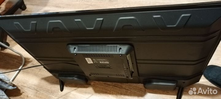 Телевизор SMART tv бу витязь