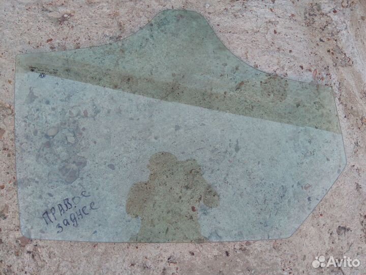 Стекло боковое правое заднее DFM H30 Cross