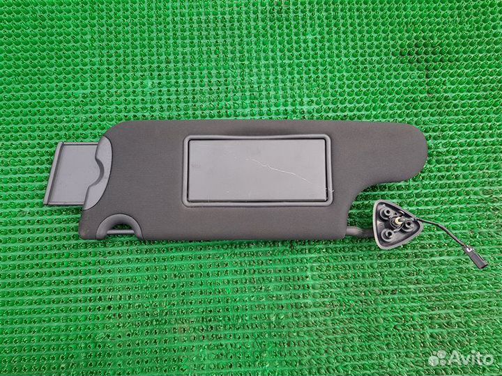 Козырек солнцезащитный левый Dodge Challenger EGG