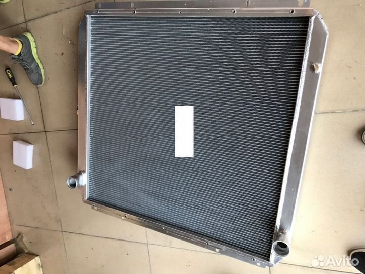 Радиатор водяной Hitachi ZX330-3G