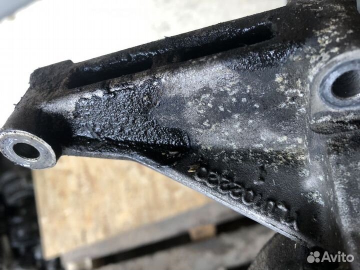 Кронштейн генератора rover 75 1.8