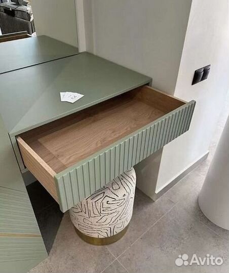 Шкаф на заказ встроенный