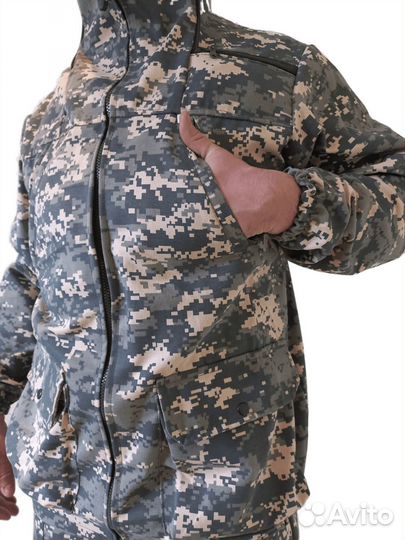 Камуфлированный костюм