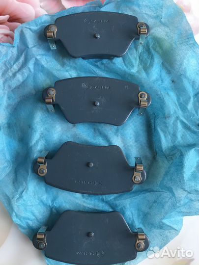 Колодки тормозные дисковые