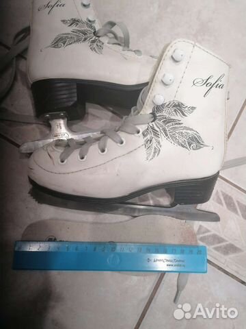 Коньки фигурные