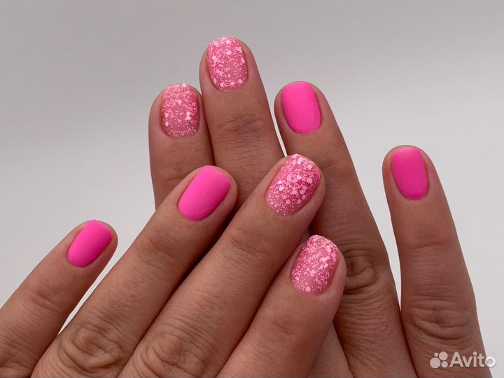 Маникюр педикюр