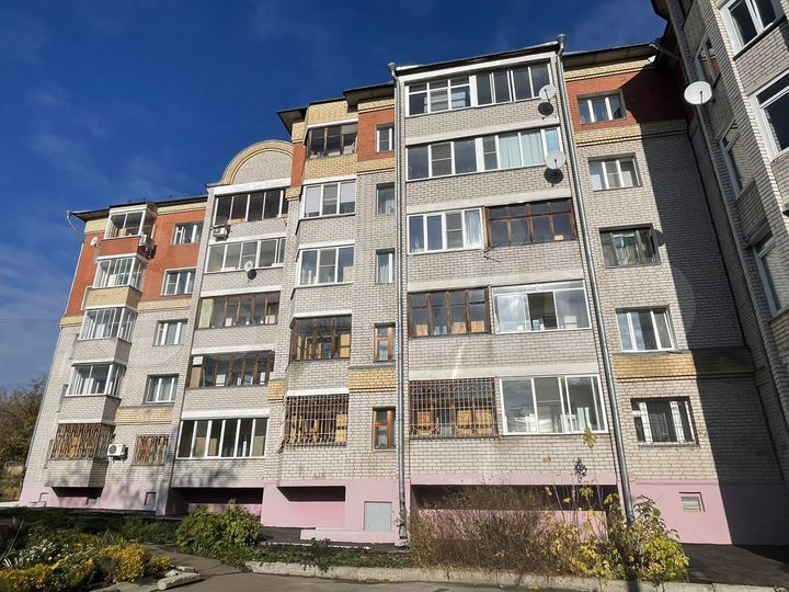 4-к. квартира, 119,1 м², 1/5 эт.