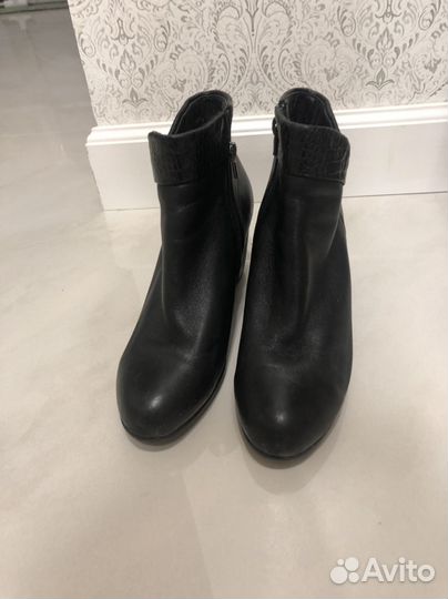 Ботинки женские демисезонные 38