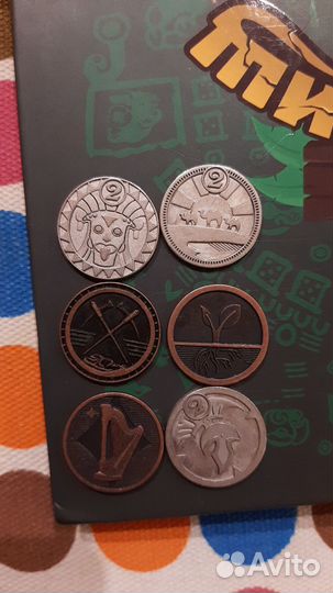 Продам монеты пятерочка