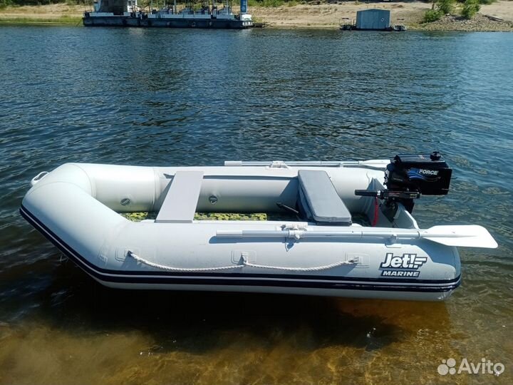 Надувная лодка и мотор