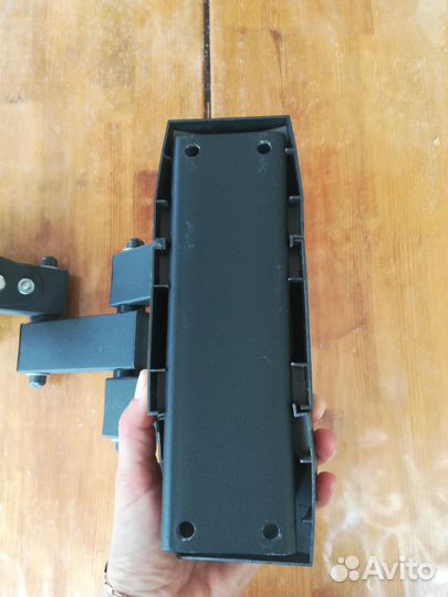 Кронштейн для телевизора на стену