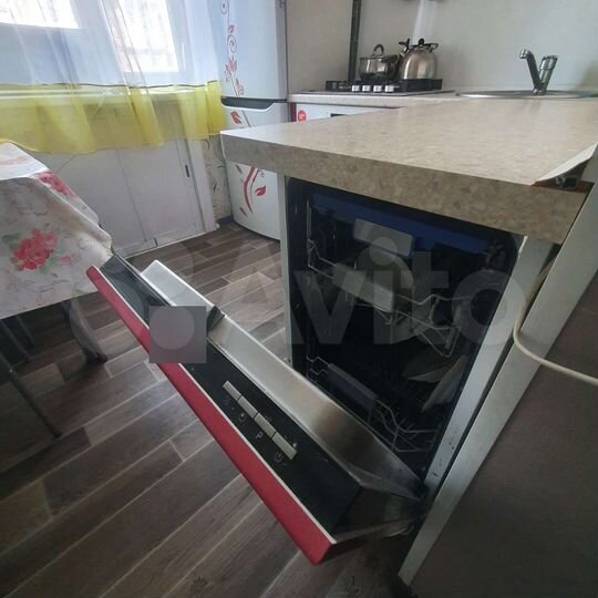 2-к. квартира, 43 м², 1/5 эт.