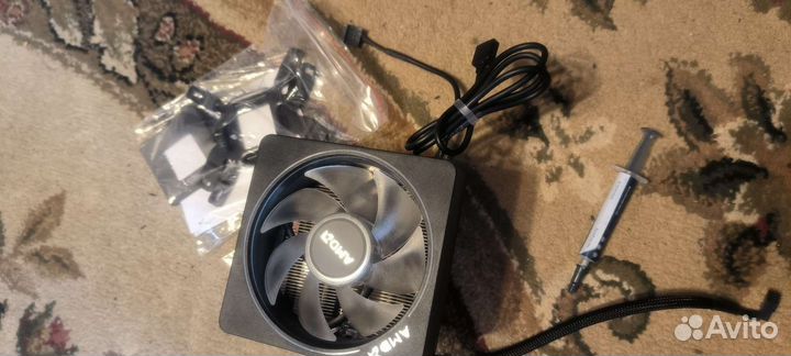 Кулер боксовый amd и термопаста mx4