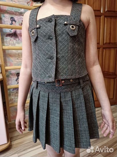 Костюм четверка для девочки 32размер