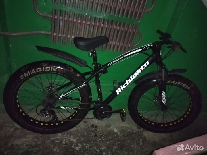 Велосипед тэтобайк