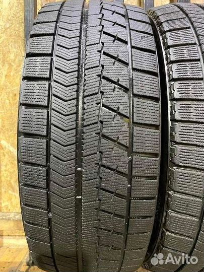 Bridgestone Blizzak VRX 215/55 R17 94S