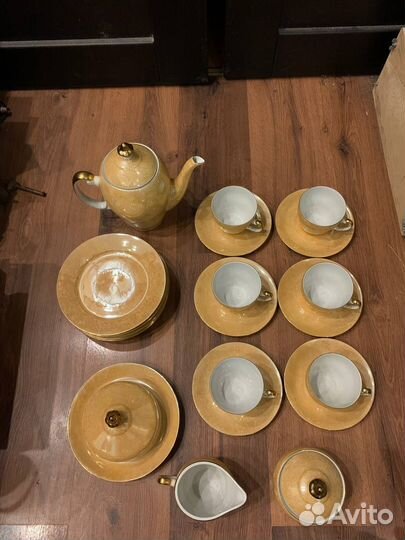 Винтажный фарфоровый сервиз