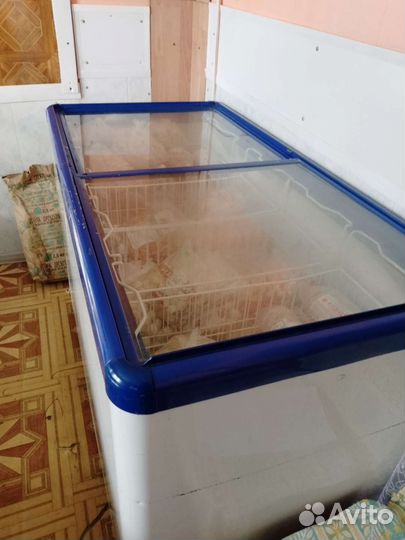 Продам холодильные витрины