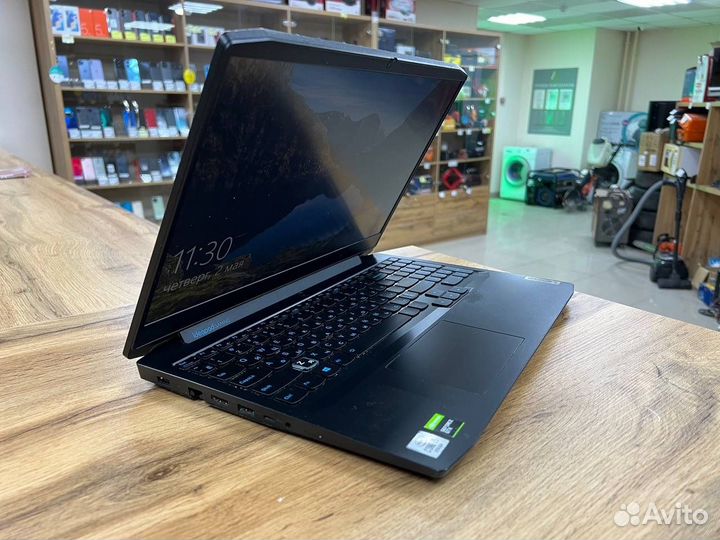 Lenovo IdeaPad Gaming 3 Gen 5 15IMH05