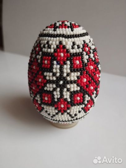 Яйцо из бисера