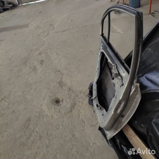 Дверь боковая задняя левая Hyundai Elantra 2006