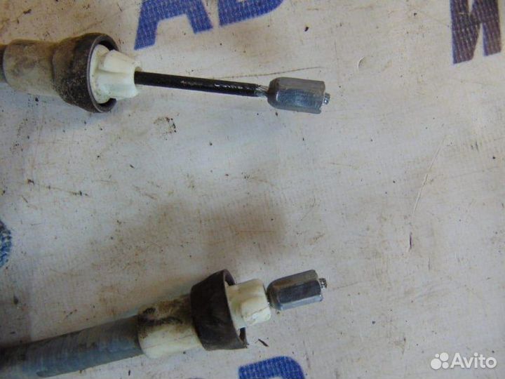 Тросик ручного тормоза LADA Largus 2011