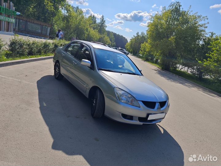 Mitsubishi Lancer 1.6 МТ, 2005, 200 000 км