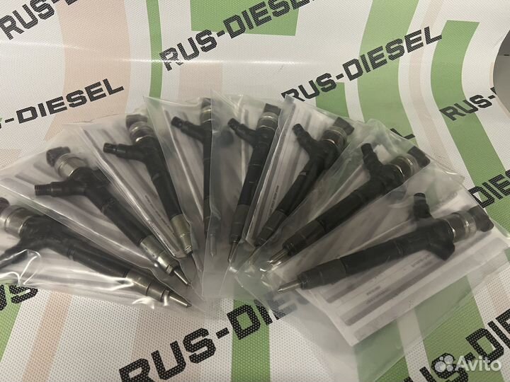 Форсунка Mitsubishi L200 2,5 Denso 1465A041