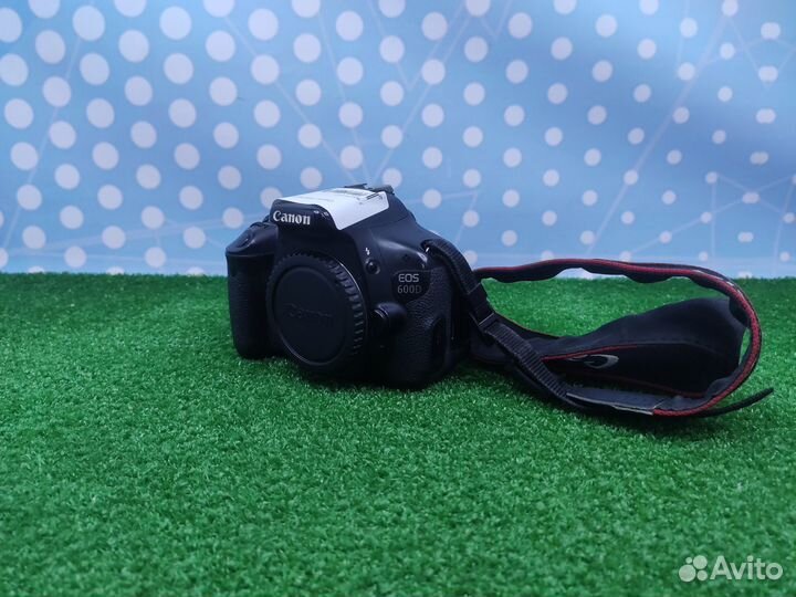 Фотоаппарат Canon EOS 600D