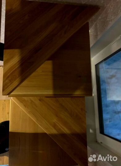 Лестница на металлокаркасе закрытого типа