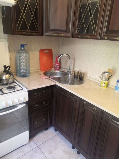 2-к. квартира, 52 м², 1/9 эт.