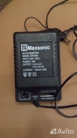 Универсальный блок питания/адаптер Maxsonic